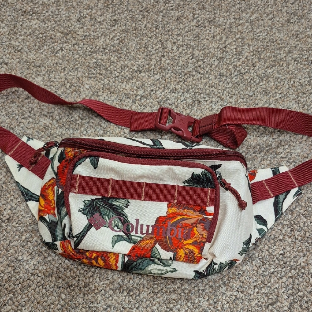 Columbia ZigZag Floral Waist Bag Hip Pack Fanny Pack NWOT